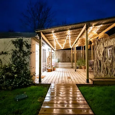 La Boheme Fleurie Bed & Breakfast